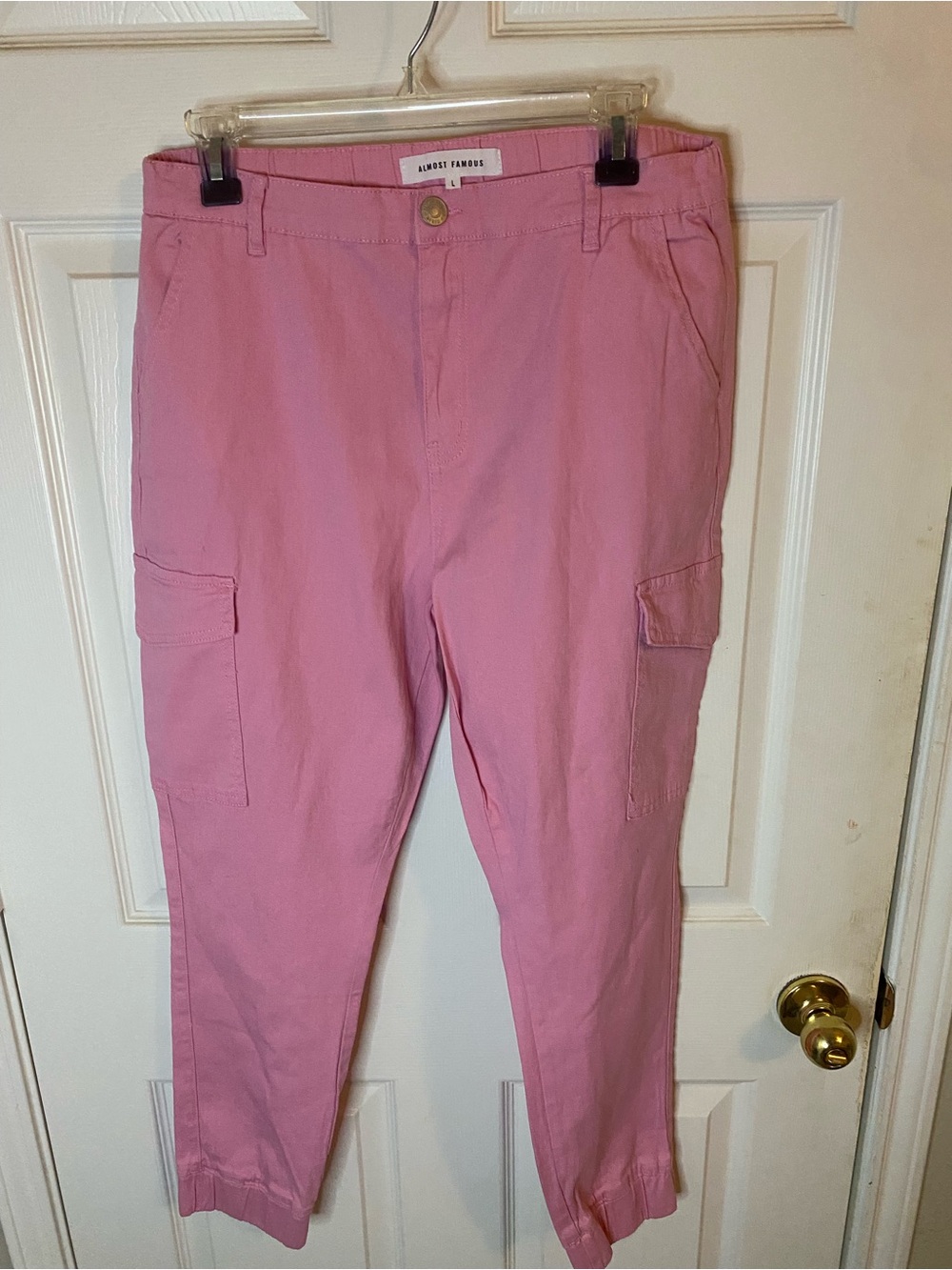 Cargo Pants in Pink